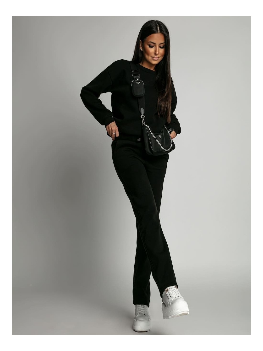 Insulated tracksuit for women sweatshirt and loose pants black FI762